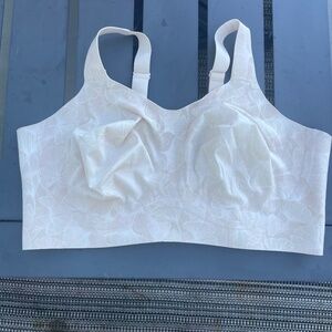 Evelyn & Bobbie The Beyond Bra size 2XL Champagne Dingo gently used condition